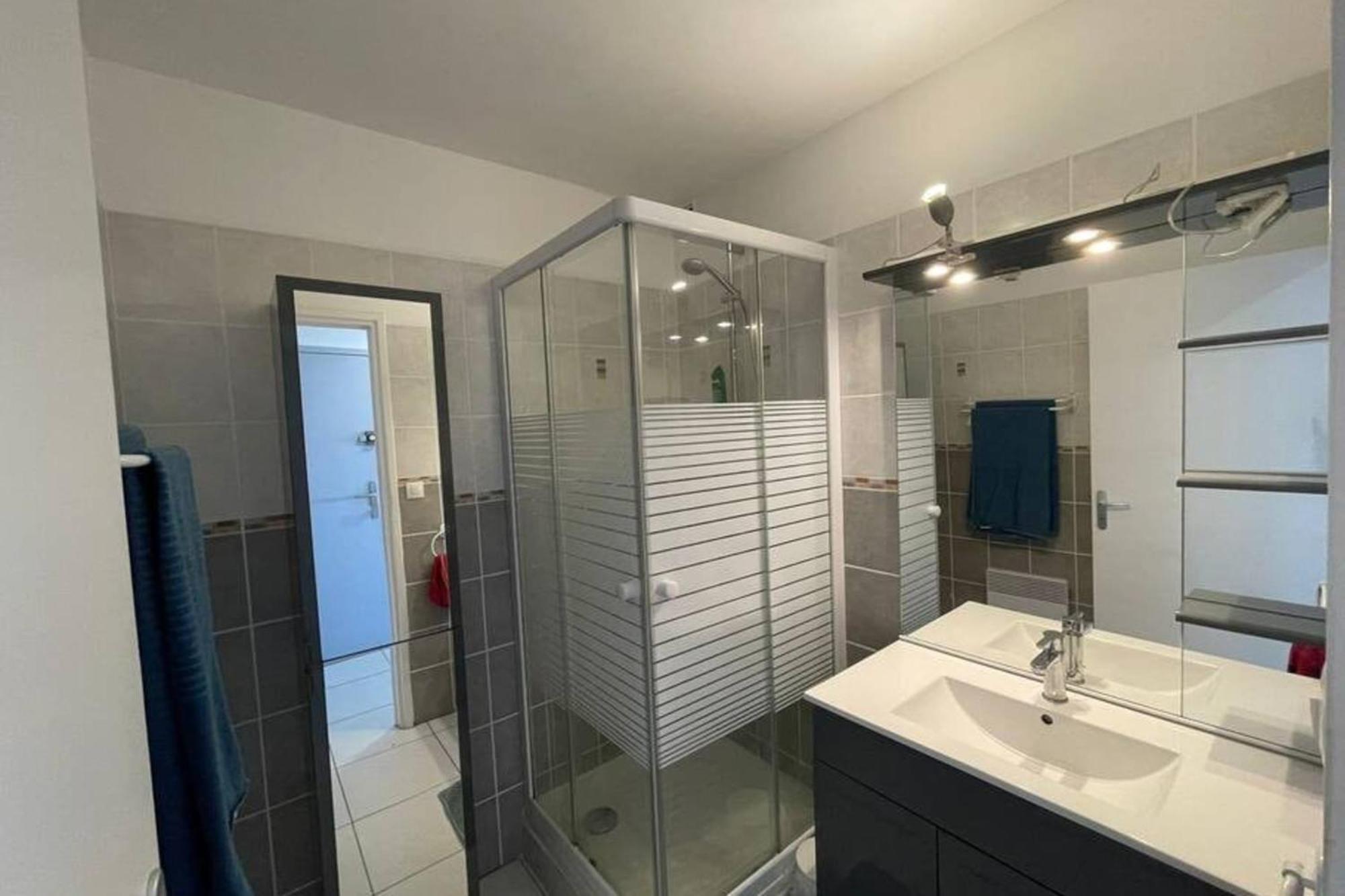 T2 In Saint-Clair - Exceptional View! Rated 3 Apartment Le Lavandou Exterior photo